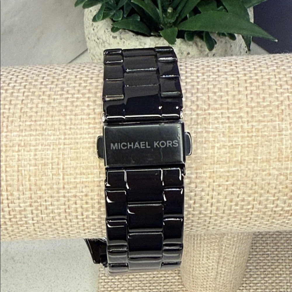 Michael Kors Women's Slim Runway Three-Hand Black Stainless Steel Watch 42mm